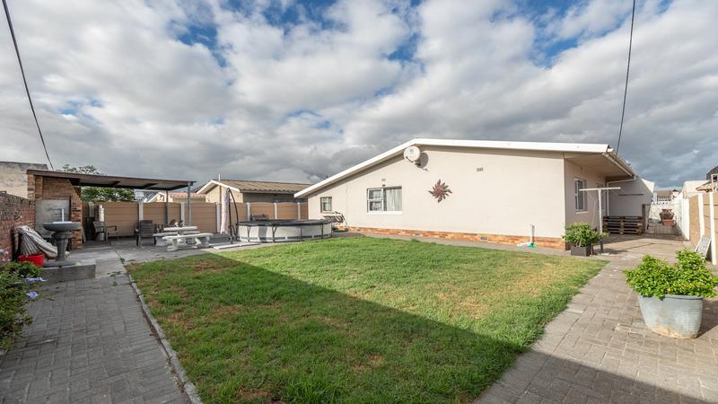 3 Bedroom Property for Sale in Vasco Estate Western Cape